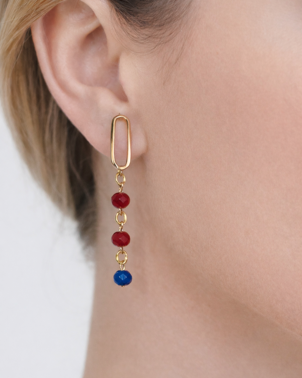 Brinco Azura cristais e metais banhados em ouro