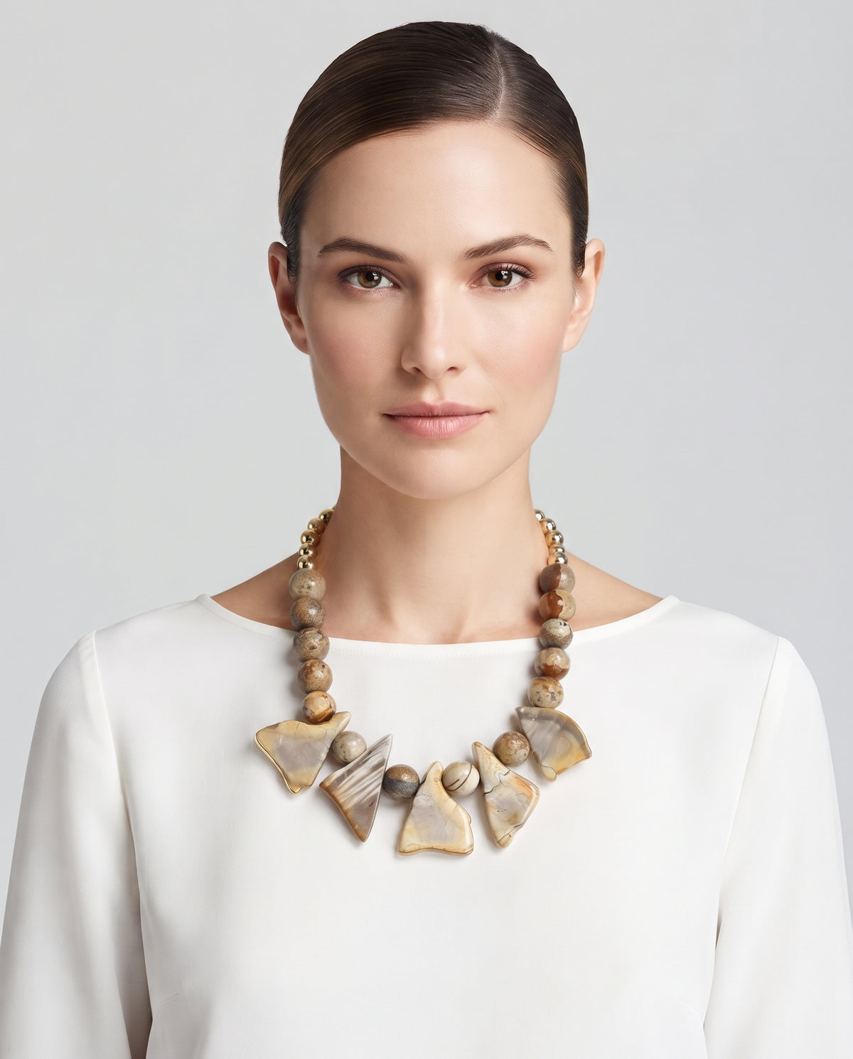 Colar Leona placas Jasper, esferas Jasper Madeira e metais banhados em ouro. 1