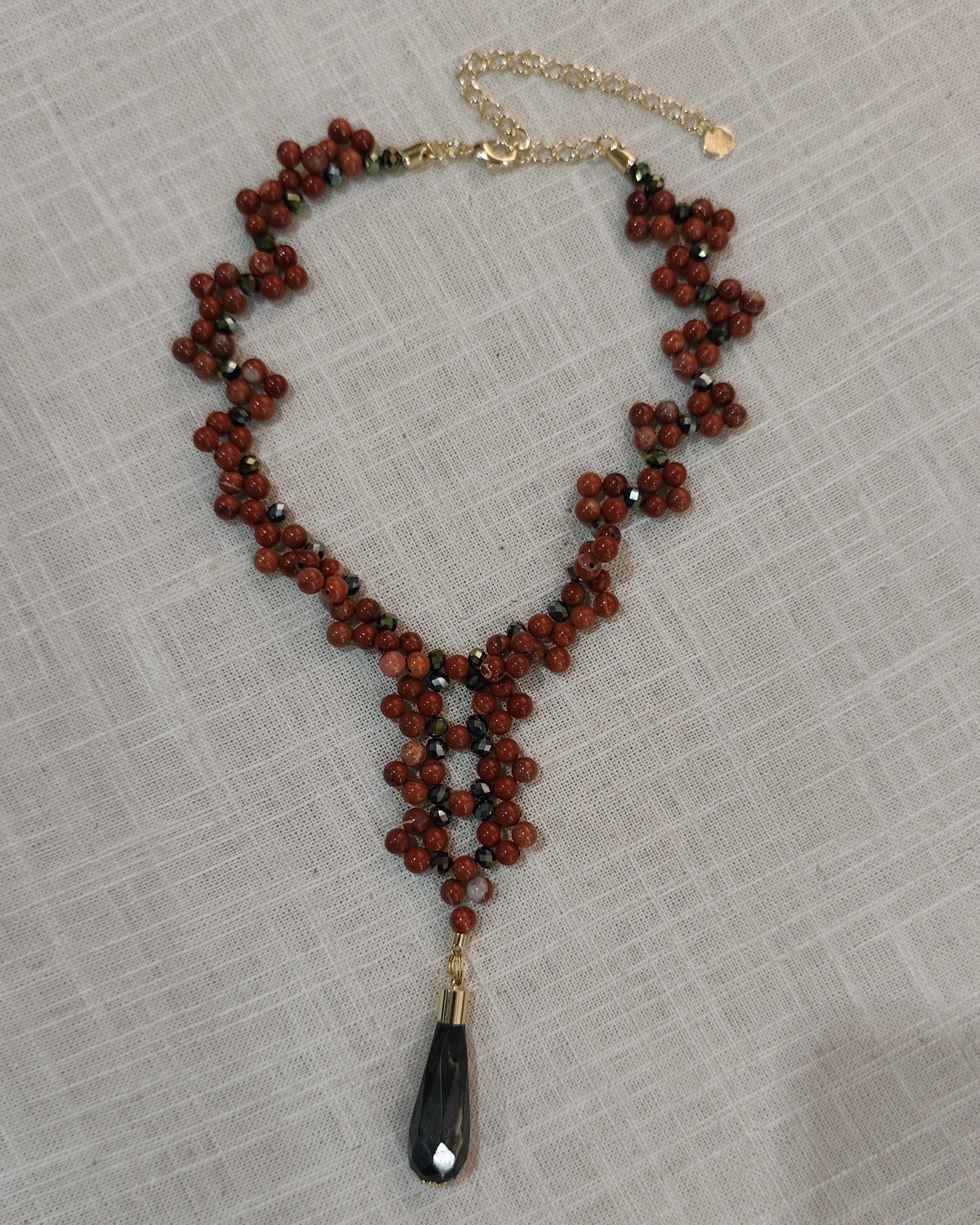 Colar Tula esferas de Jaspe Vermelho, gota Jaspe Verde, cristais e metais banhados em ouro 4