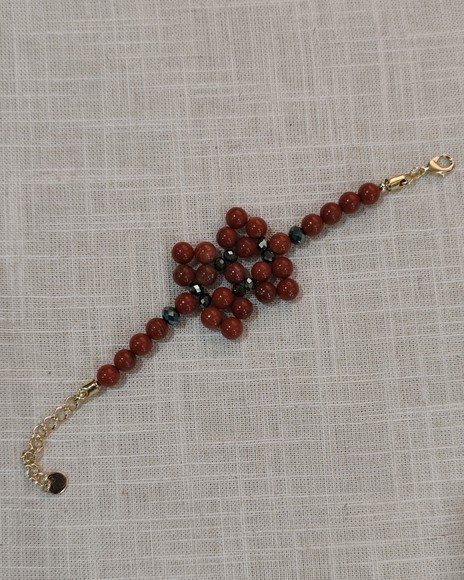 Pulseira Tula esferas de Jaspe Vermelho, cristais e metais banhados em ouro 2
