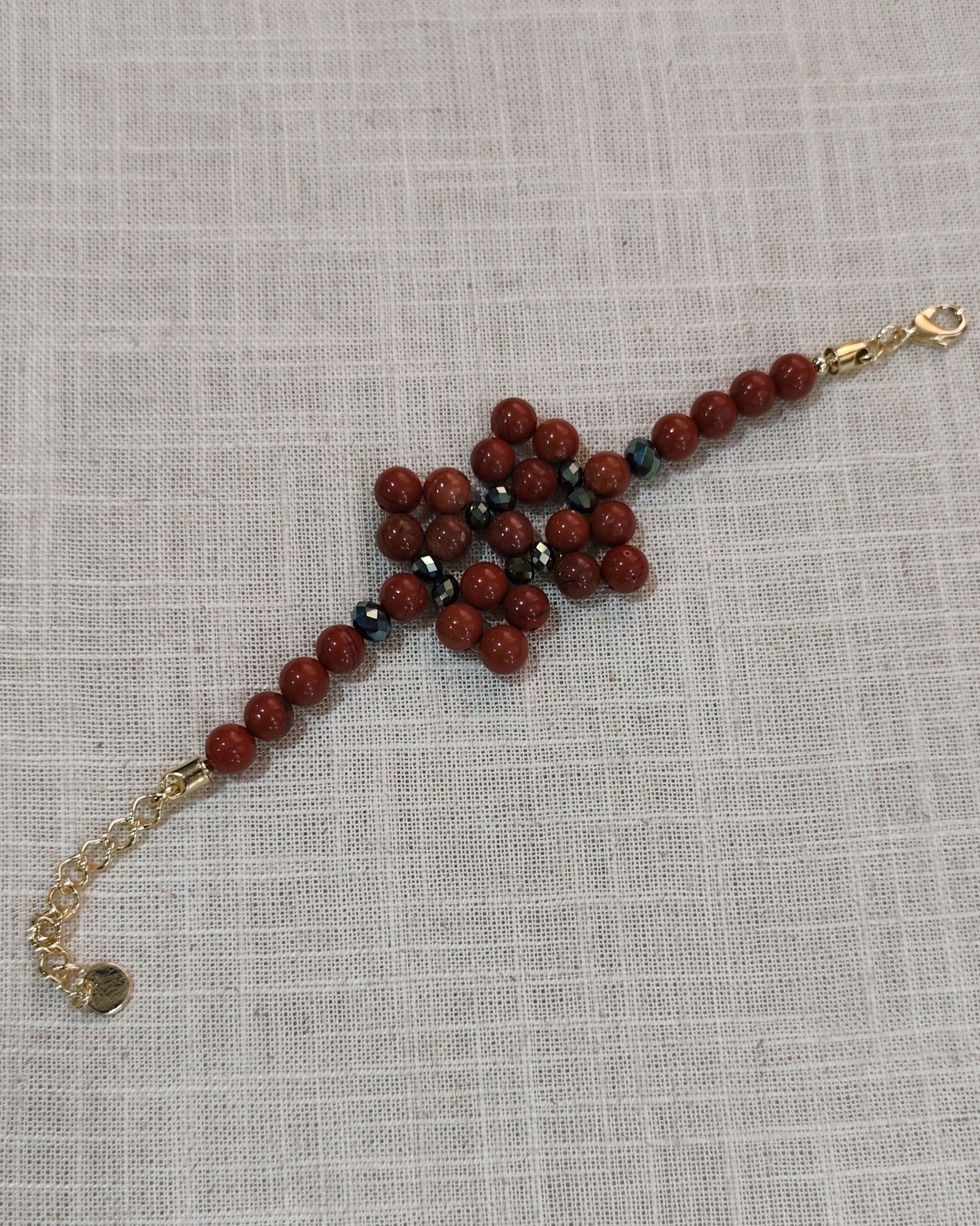 Pulseira Tula esferas de Jaspe Vermelho, cristais e metais banhados em ouro 3