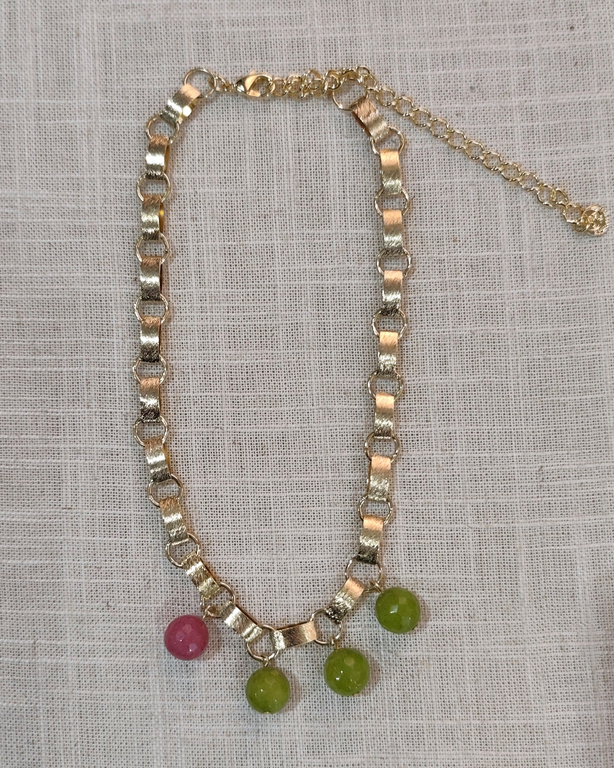 Colar Lyla esferas de Jade limão, Jade Pink e metais banhados em ouro 2