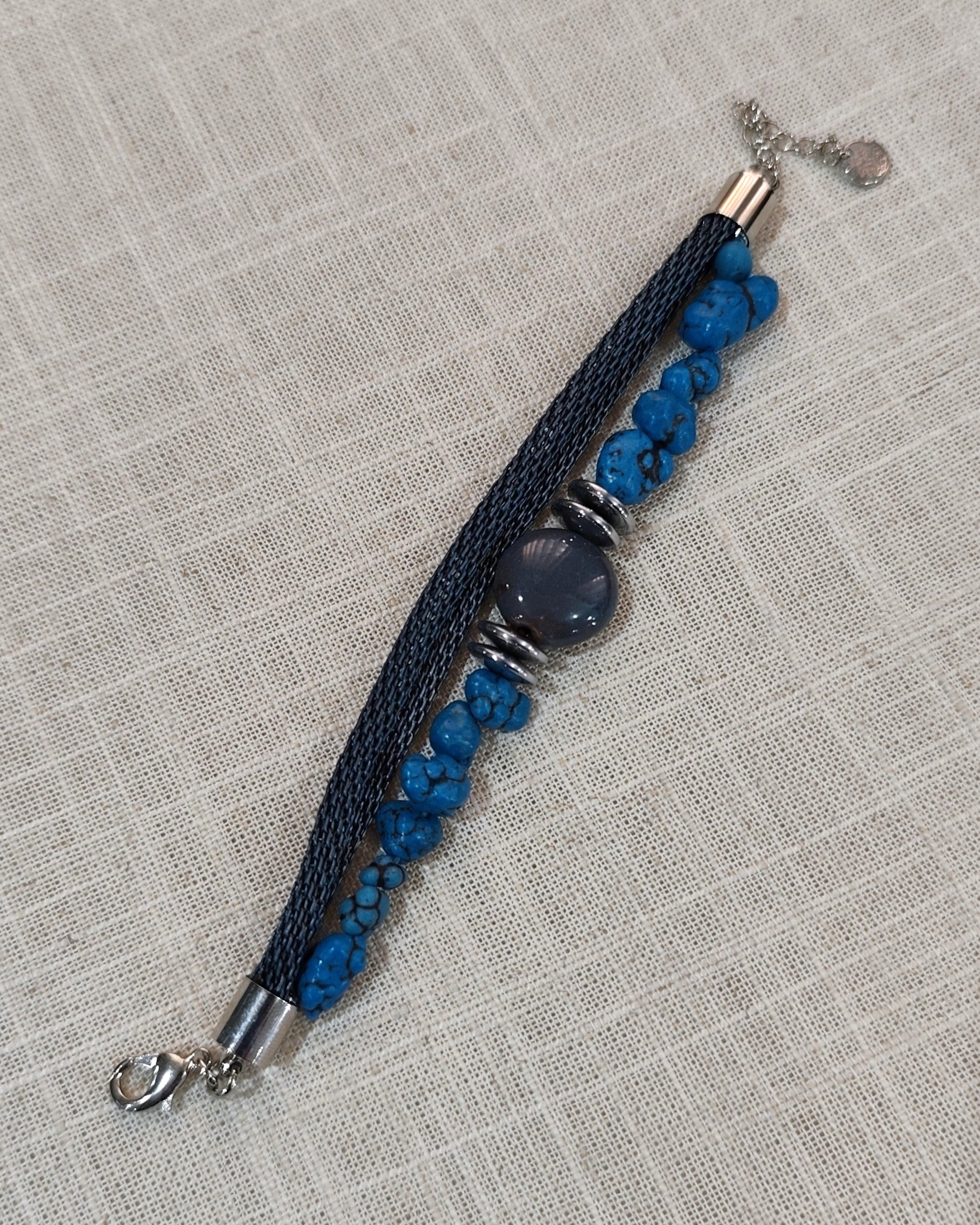 Pulseira Alva malha de alumínio anodizada, Cerâmicas, Coral azul e metais banhados em paládio 2
