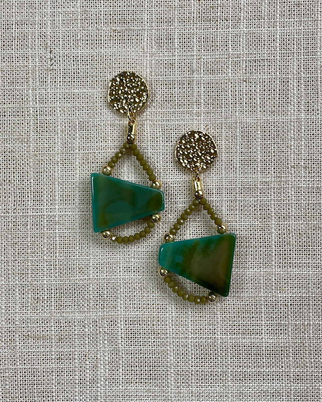 Brinco Giana pedra Ágata verde, cristais e metais banhados em ouro 2