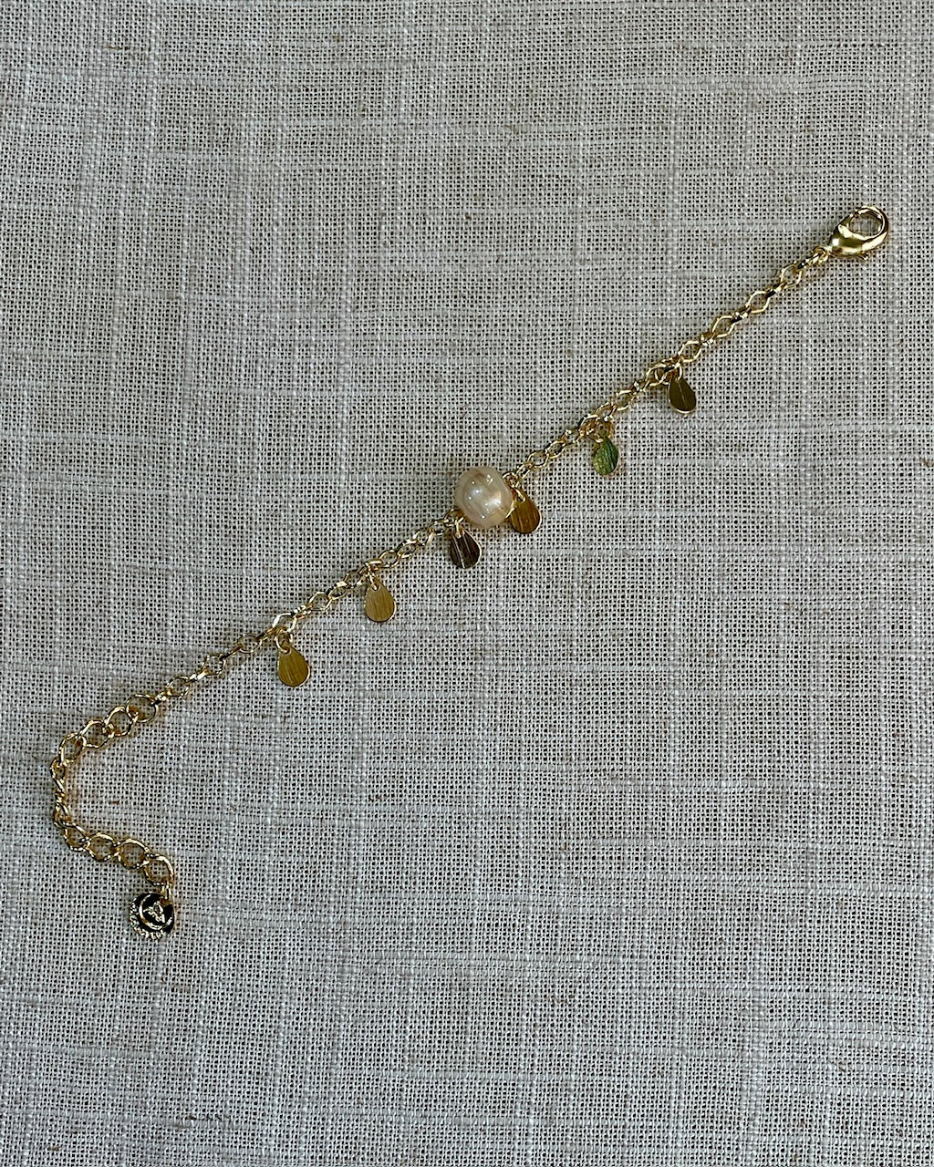 Pulseira Moss Muranos cor Nude e metais banhados em ouro 2