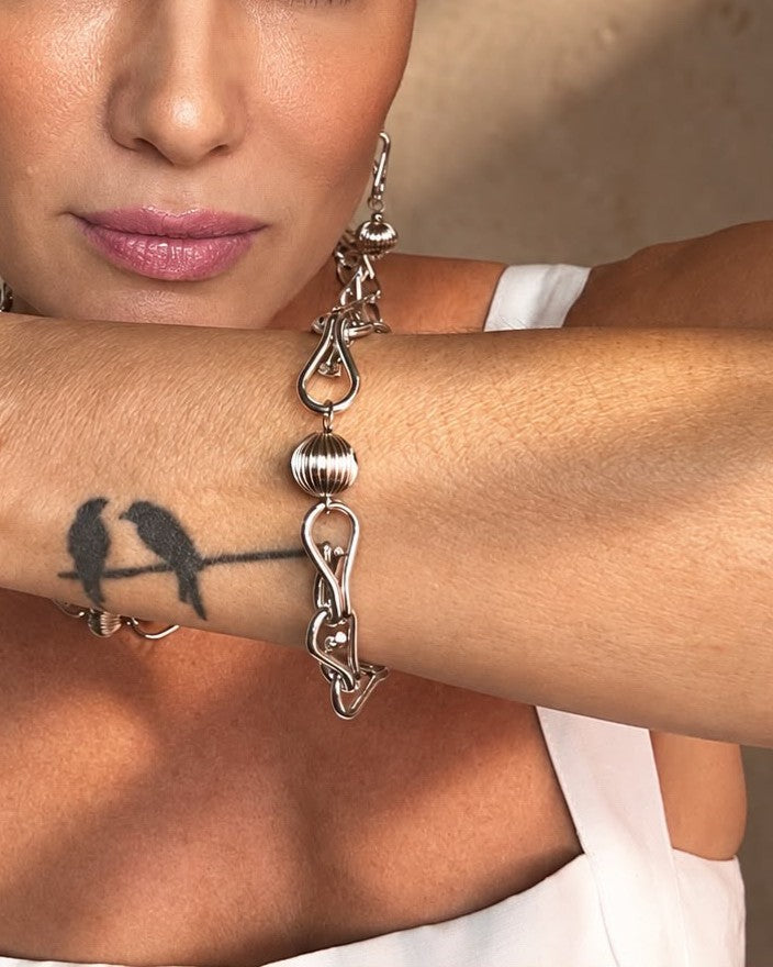 Pulseira Clara corrente de alumínio e metais banhados em paládio
