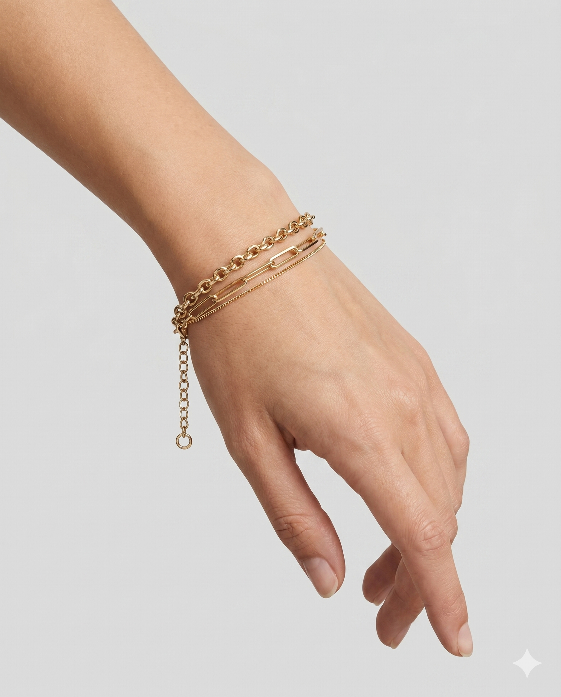 Pulseira Yara mix correntes banhadas em ouro 1